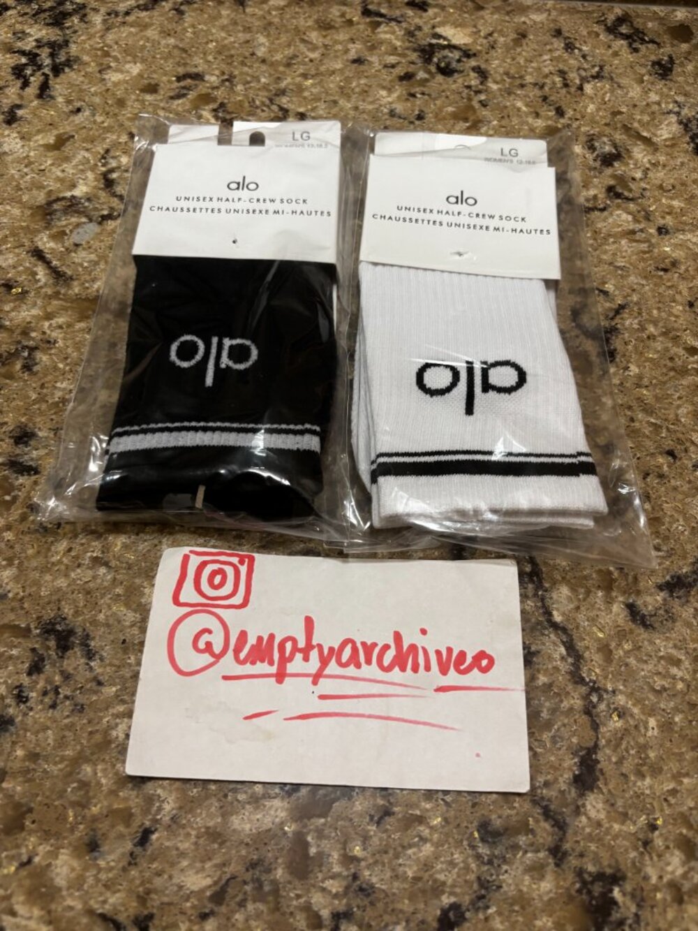 Alo Combo! Alo Unisex Half-Crew Socks - 2 Pairs Size L FITS ALL! Black/White